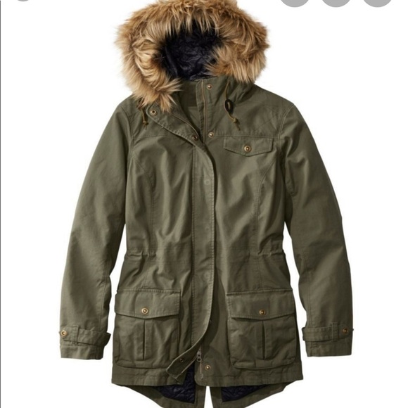 L.L. Bean Jackets & Blazers - LLBean Explore Parka Large.